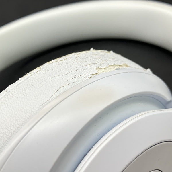 【中古】Beats Studio3 Wireless ホワイト 【BT STUDIO3 WL WHT】（MQ572PA/A）【日本橋】