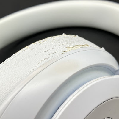 【中古】Beats Studio3 Wireless ホワイト 【BT STUDIO3 WL WHT】（MQ572PA/A）【日本橋】