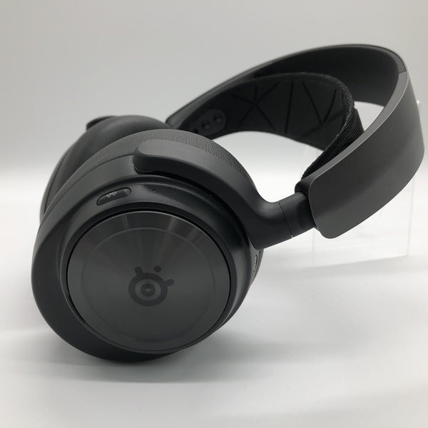 【中古】Arctis Nova Pro Wireless P(RE) PlayStation用【日本橋】