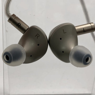 【中古】Que【日本橋】