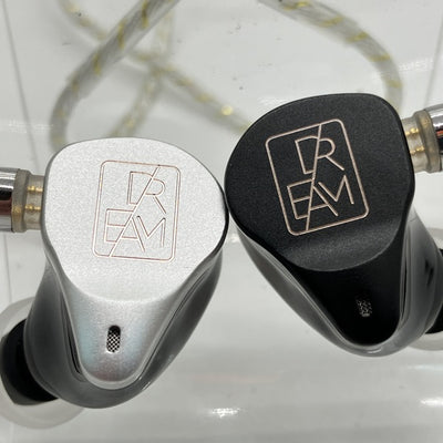 【中古】EM10【秋葉原】