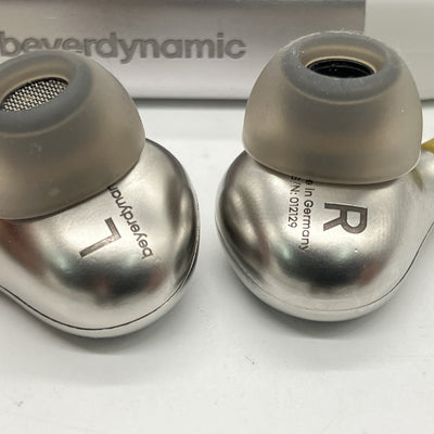 【中古】Xelento Wireless 2nd generation【秋葉原】