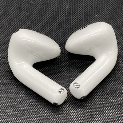 【中古】AirPods 4 MXP93J/A（アクティブノイズキャンセリング搭載）【秋葉原】