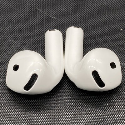 【中古】AirPods 4 MXP93J/A（アクティブノイズキャンセリング搭載）【秋葉原】