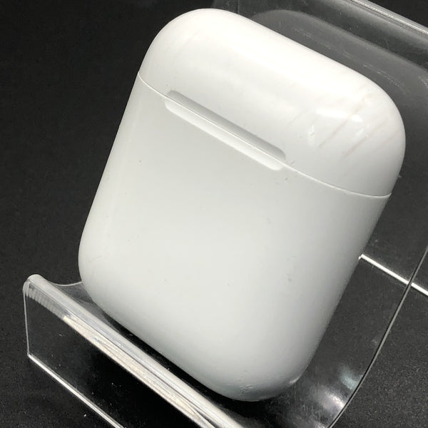 【中古】AirPods with Charging Case MV7N2J/A【日本橋】