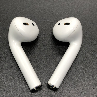 【中古】AirPods with Charging Case MV7N2J/A【日本橋】