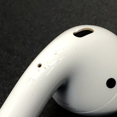 【中古】AirPods with Charging Case MV7N2J/A【日本橋】