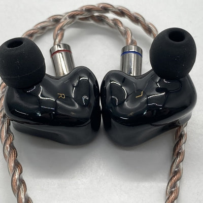 【中古】PERFORMER 8【秋葉原】