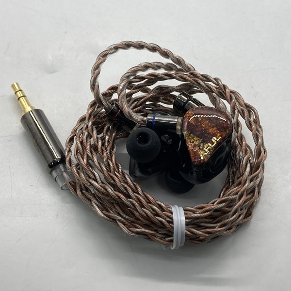 【中古】PERFORMER 8【秋葉原】