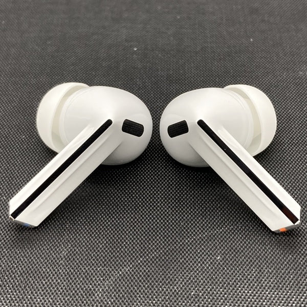 【中古】Galaxy Buds3 Pro ホワイト 【SM-R630NZWAXJP】【秋葉原】