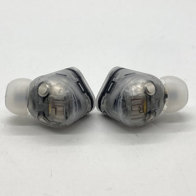 【中古】Beats Studio Buds + トランスペアレント【日本橋】