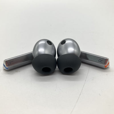 【中古】Galaxy Buds3 Pro シルバー 【SM-R630NZAAXJP】【秋葉原】