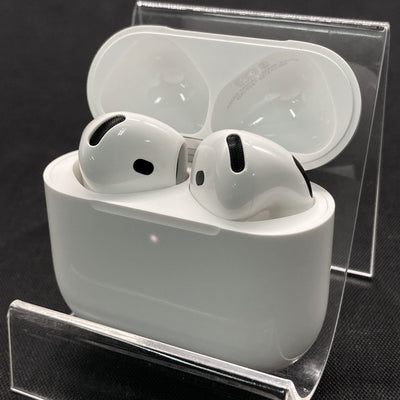 【中古】AirPods 4 MXP93J/A（アクティブノイズキャンセリング搭載）【秋葉原】