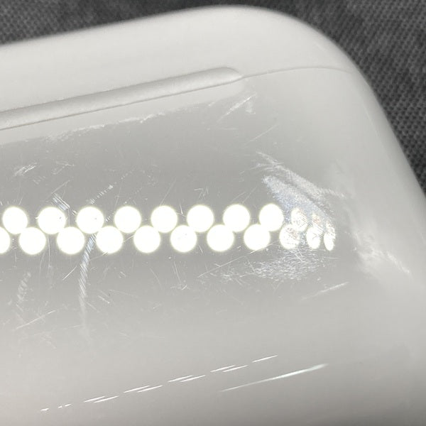 【中古】AirPods 4 MXP93J/A（アクティブノイズキャンセリング搭載）【秋葉原】