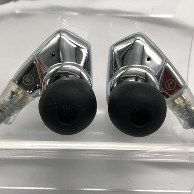 【中古】TITAN S2【秋葉原】