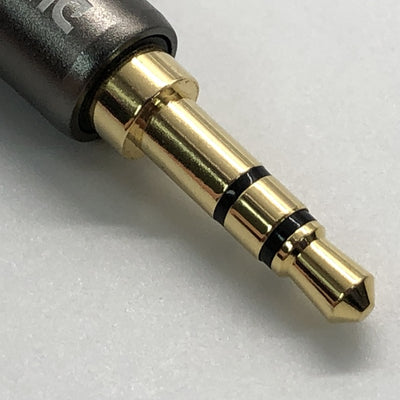 【中古】TITAN S2【秋葉原】