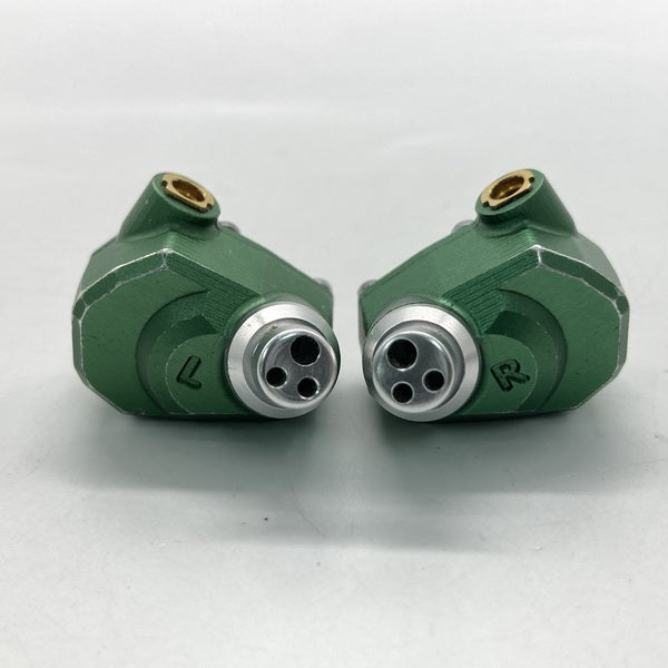 CAMPFIRE AUDIO CAM-4808 Andromeda 初代　美品 Campfire Audio 【中古】ANDROMEDA 【CAM-4808】【日本橋】 – e