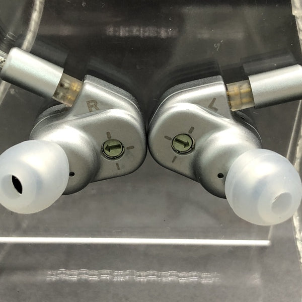 【中古】4U【日本橋】