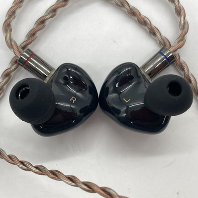 【中古】PERFORMER 8【日本橋】