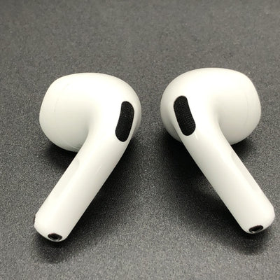 【中古】AirPods 4 MXP93J/A（アクティブノイズキャンセリング搭載）【秋葉原】