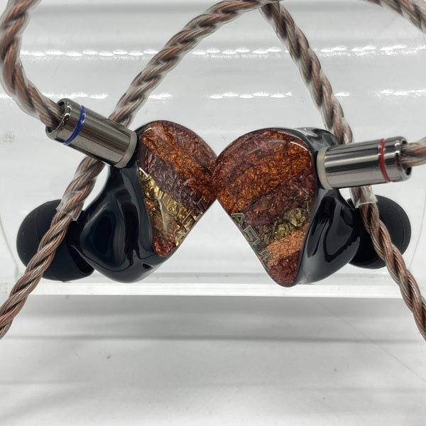 【中古】PERFORMER 8【日本橋】