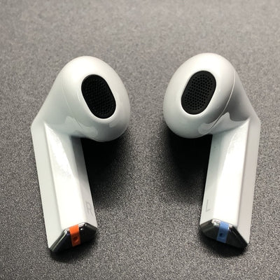 【中古】Galaxy Buds3 ホワイト 【SM-R530NZWAXJP】【秋葉原】