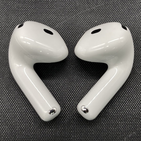 【中古】AirPods 4 MXP93J/A（アクティブノイズキャンセリング搭載）【秋葉原】