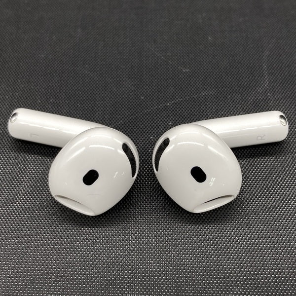 【中古】AirPods 4 MXP93J/A（アクティブノイズキャンセリング搭載）【秋葉原】