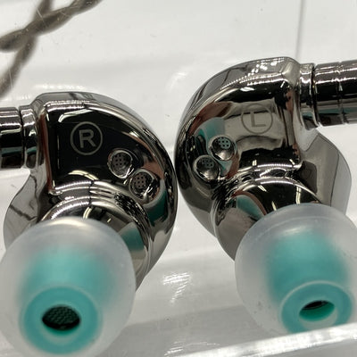 【中古】HAYABUSA ULTRA チタニウムグレイ【日本橋】