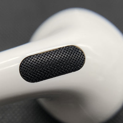【中古】AirPods 4 MXP93J/A（アクティブノイズキャンセリング搭載）【秋葉原】