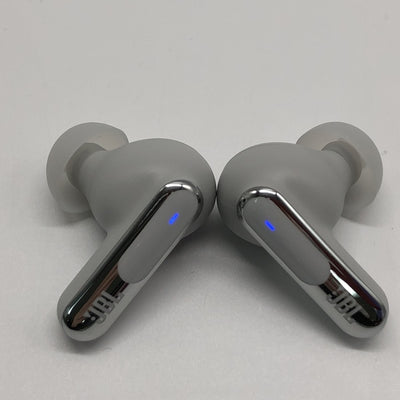 【中古】LIVE BEAM 3 シルバー【JBLLIVEBEAM3SIL】【秋葉原】