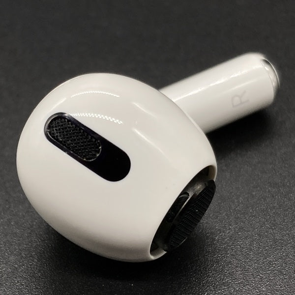 AirPods Pro 本体 ホワイト 中古 AirPods Pro 第二世代 MagSafe充電ケース付き 中古 ホワイト