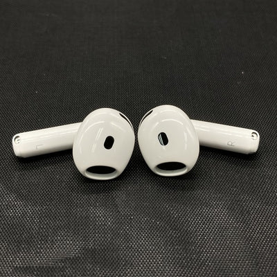 【中古】AirPods 4 MXP93J/A（アクティブノイズキャンセリング搭載）【秋葉原】