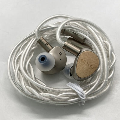 【中古】Que【秋葉原】