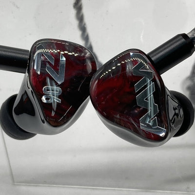 【中古】Z06 (Universal Fit)【秋葉原】