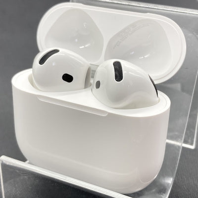 【中古】AirPods 4 MXP93J/A（アクティブノイズキャンセリング搭載）【秋葉原】