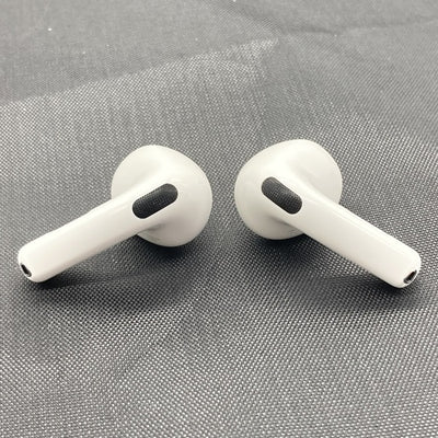 【中古】AirPods 4 MXP93J/A（アクティブノイズキャンセリング搭載）【秋葉原】