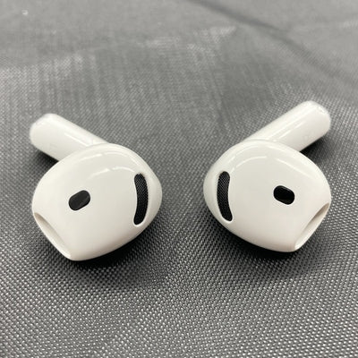 【中古】AirPods 4 MXP93J/A（アクティブノイズキャンセリング搭載）【秋葉原】