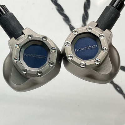 【中古】Typ821 【MDO-T821-TI】【秋葉原】