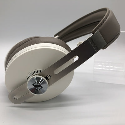 【中古】MOMENTUM Wireless ノイズキャンセルヘッドホン Sandy White 【M3AEBTXL SANDY WHITE】【名古屋】