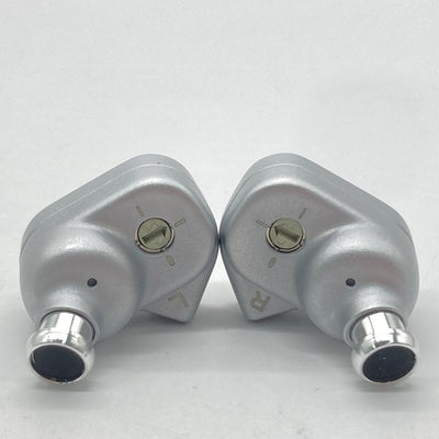 【中古】4U【秋葉原】