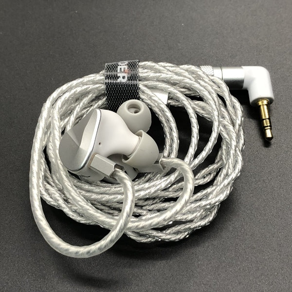 【中古】Cadenza 4【日本橋】