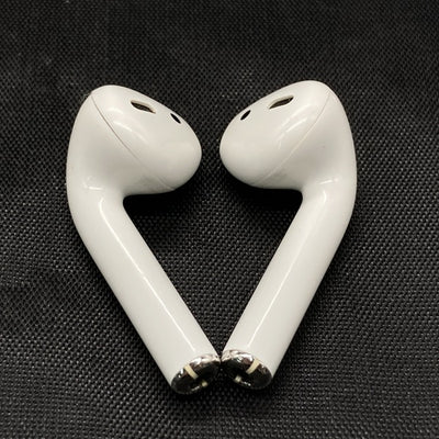 【中古】AirPods with Charging Case MV7N2J/A【名古屋】