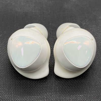 【中古】Galaxy Buds+ ホワイト 【SM-R175NZWAXJP】【秋葉原】