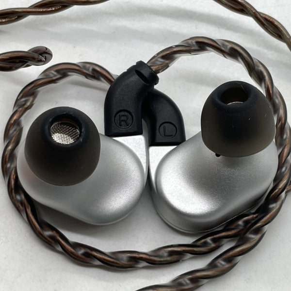 【中古】S08 Silver【日本橋】