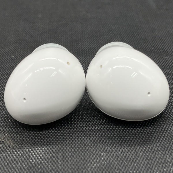 【中古】Galaxy Buds2 White 【SM-R177NZWAXJP】【秋葉原】