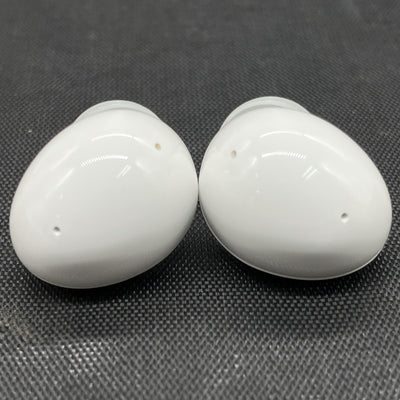 【中古】Galaxy Buds2 White 【SM-R177NZWAXJP】【秋葉原】