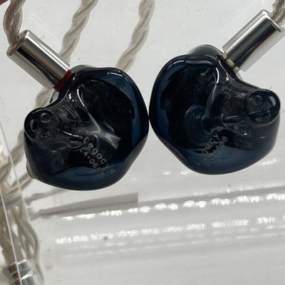 【中古】Legacy 4【秋葉原】