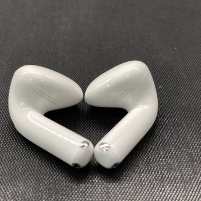 【中古】AirPods 4 MXP93J/A（アクティブノイズキャンセリング搭載）【秋葉原】