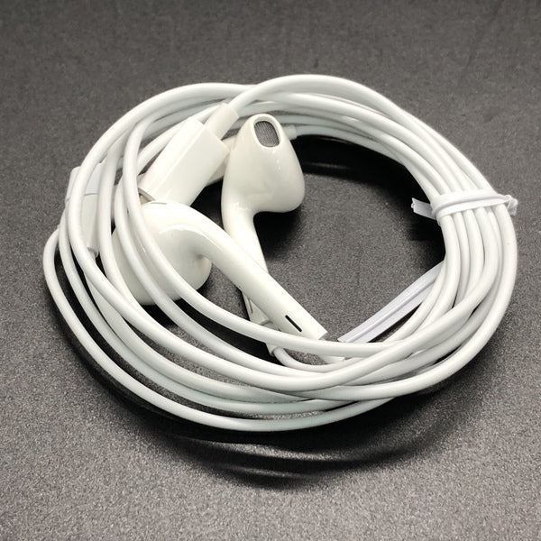 【中古】EarPods with Lightning Connector【日本橋】